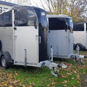 Ifor Williams – HBX 403 – 1.5 places